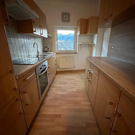 Geraeumiges Sonniges Mit Bergblick Imst