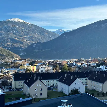 شقة Geraeumiges Sonniges Mit Bergblick