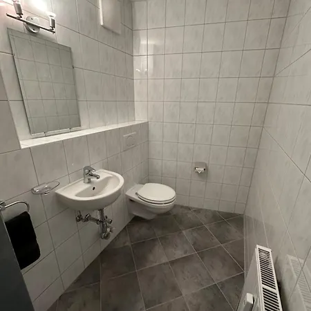 شقة Geraeumiges Sonniges Mit Bergblick *